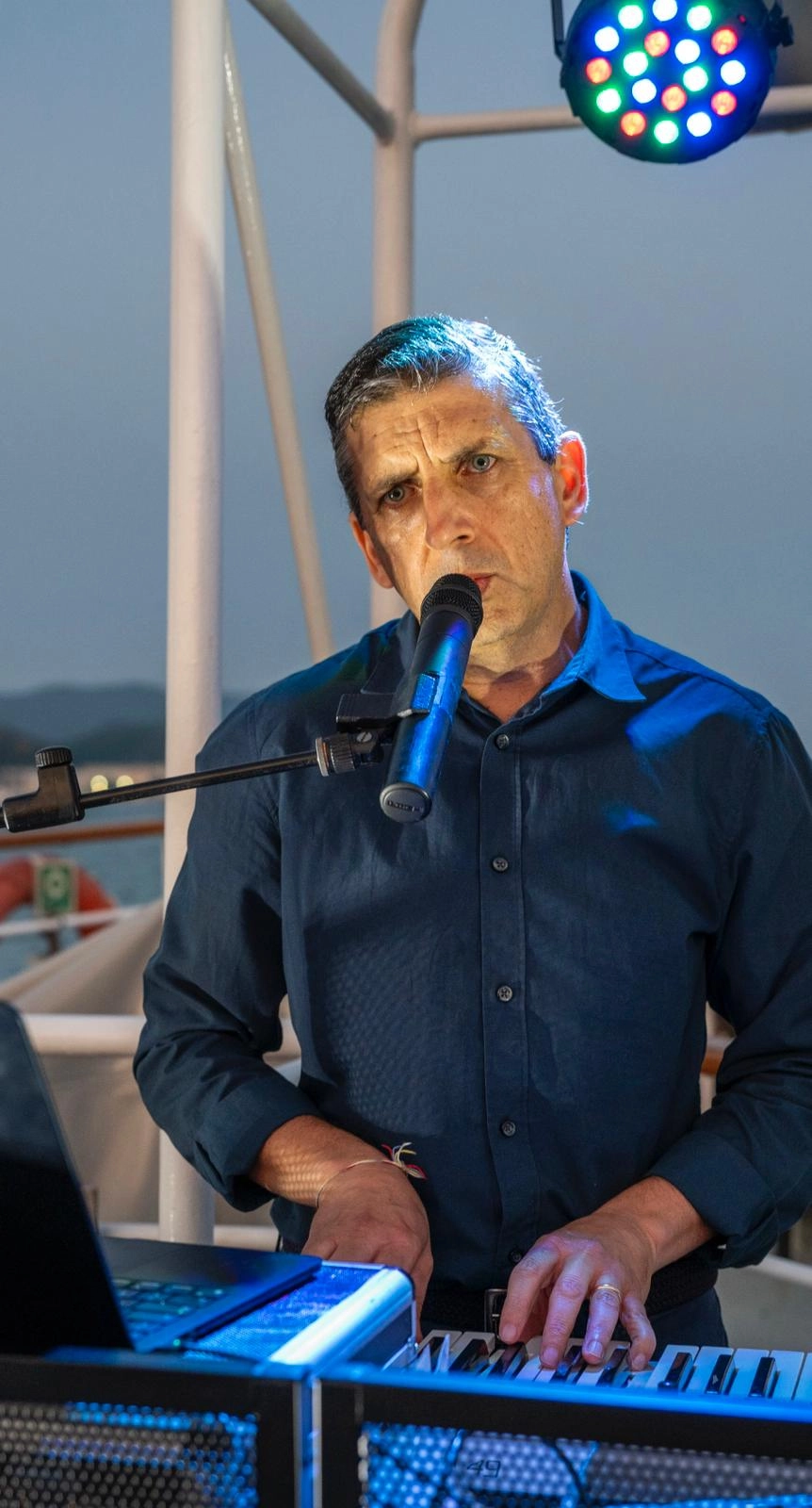 immagine di sfondo 2