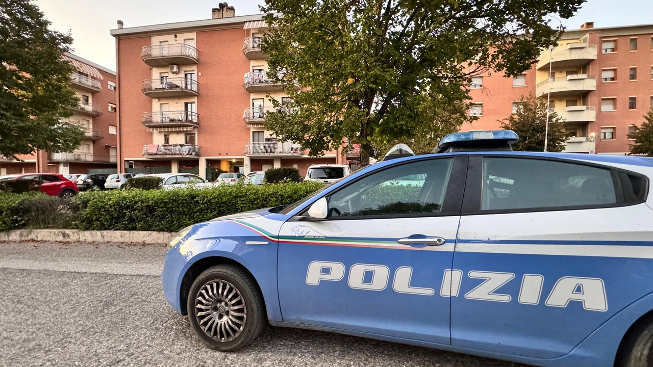 Il piccolo è caduto dal balcone a Perugia (Foto Crocchioni) Il piccolo è caduto dal balcone a Perugia (Foto Crocchioni)