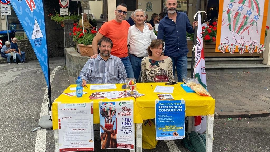 Sono oltre trecento le firme raccolte per il referendum sulla sanità. Durante la festa di Santa Celestina, l’Associazione Zeno Colò... Sono oltre trecento le firme raccolte per il referendum sulla sanità. Durante la festa di Santa Celestina, l’Associazione Zeno Colò...