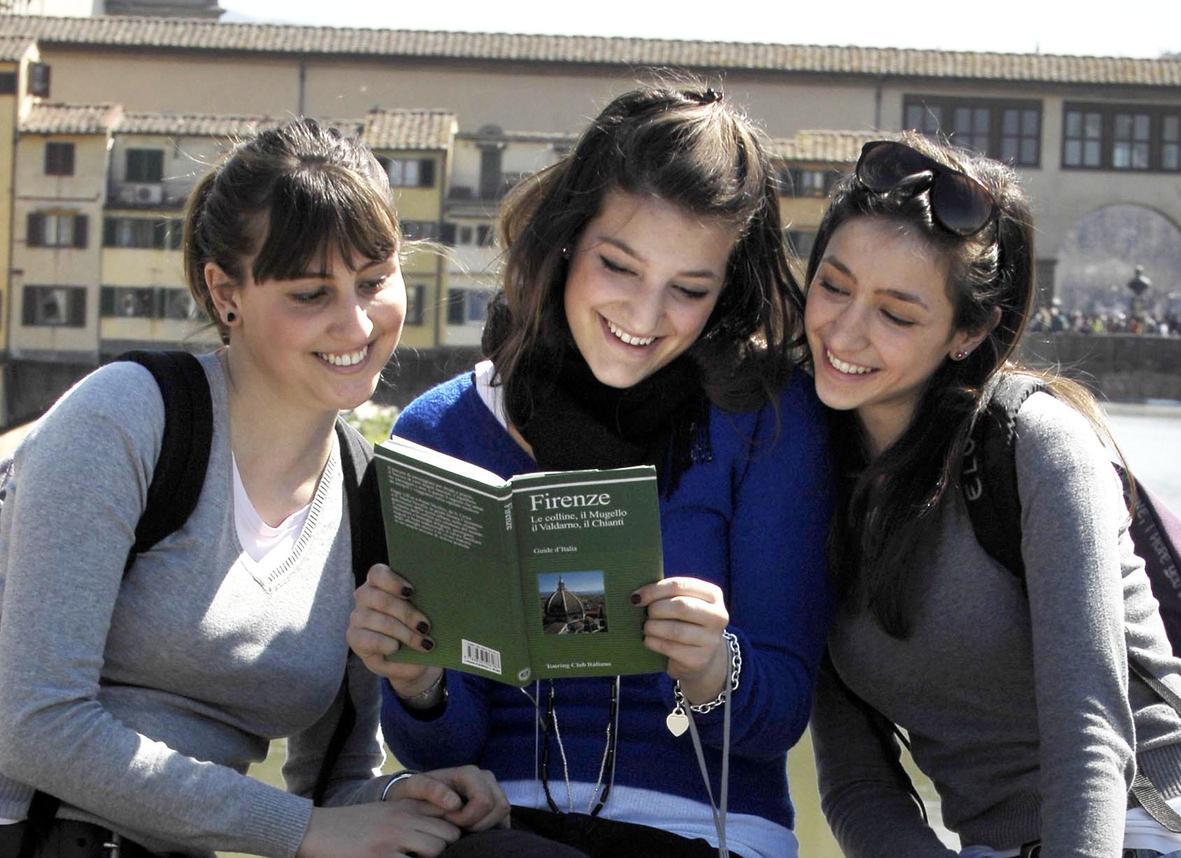 Turismo, una struttura su 5 senza Cin. Firenze maglia nera in Italia: "Controlli a tappeto in tutta la città"