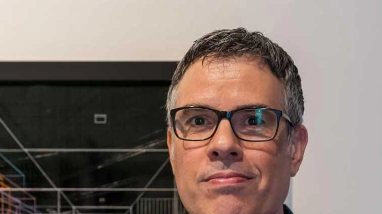 Questa sera, alle 20.30, nell’ambito della mostra ‘Direzioni’ di Paolo Cavinato in corso al mudaC|museo delle arti Carrara, sarà possibile... Questa sera, alle 20.30, nell’ambito della mostra ‘Direzioni’ di Paolo Cavinato in corso al mudaC|museo delle arti Carrara, sarà possibile...