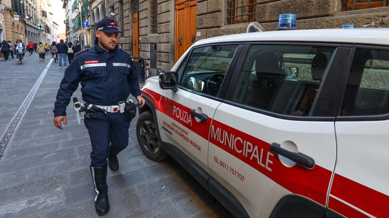 Il Comune ha ingaggiato da pochi giorni gli agenti di prossimità (foto d’archivio) Il Comune ha ingaggiato da pochi giorni gli agenti di prossimità (foto d’archivio)