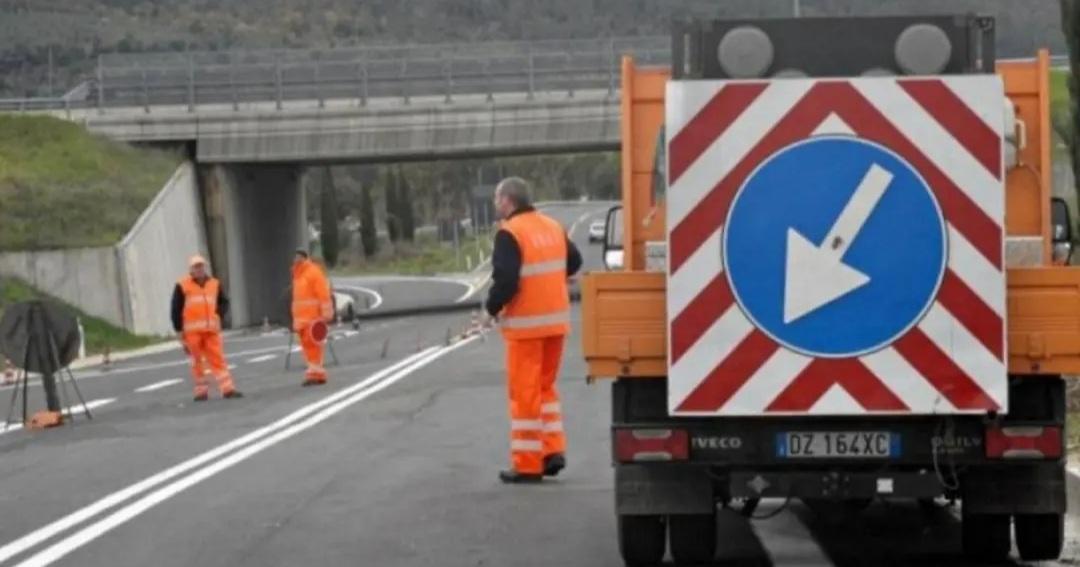 autostrade i tratti chiusi in toscana per lavori ecco dove e quando