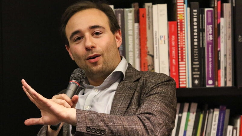 Il politologo Yascha Mounk, professore associato di pratica degli affari internazionali alla Johns Hopkins University a Washingto