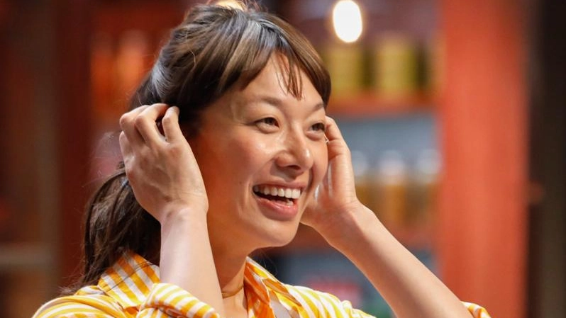 Anna Zhang è nata a Milano da genitori emigrati dalla Cina per. la legge su figlio unico Anna Zhang è nata a Milano da genitori emigrati dalla Cina per. la legge su figlio unico