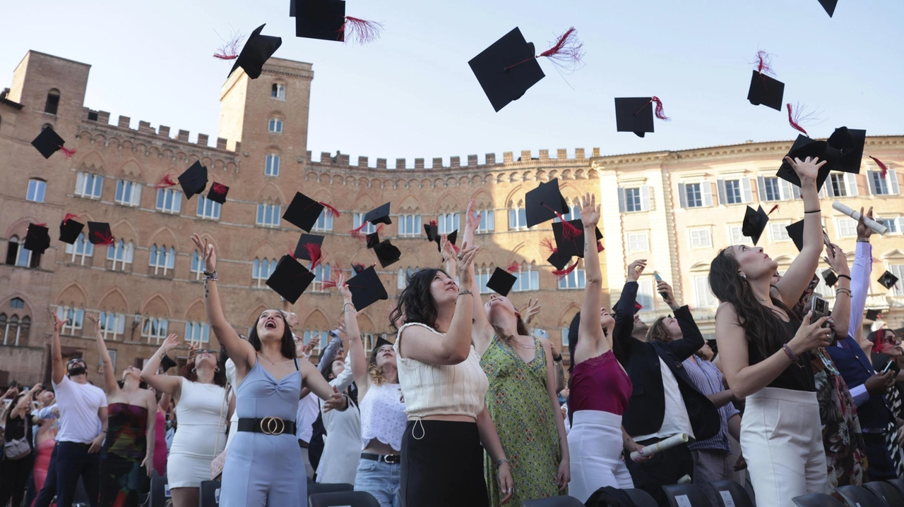 Sono 77 i corsi post laurea dell’Università per l’anno accademico 2024-2025. Si tratta di 53 master fra quelli di...