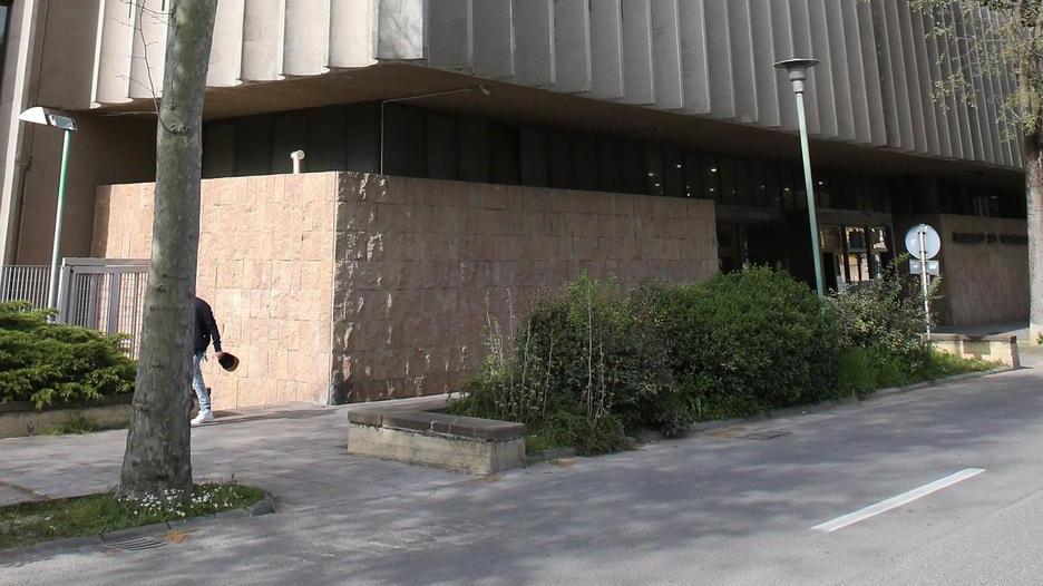 Violenza sessuale, 20enne ai domiciliari. Racconta la sua verità al giudice. Biotti: "Ora indagine approfondita"