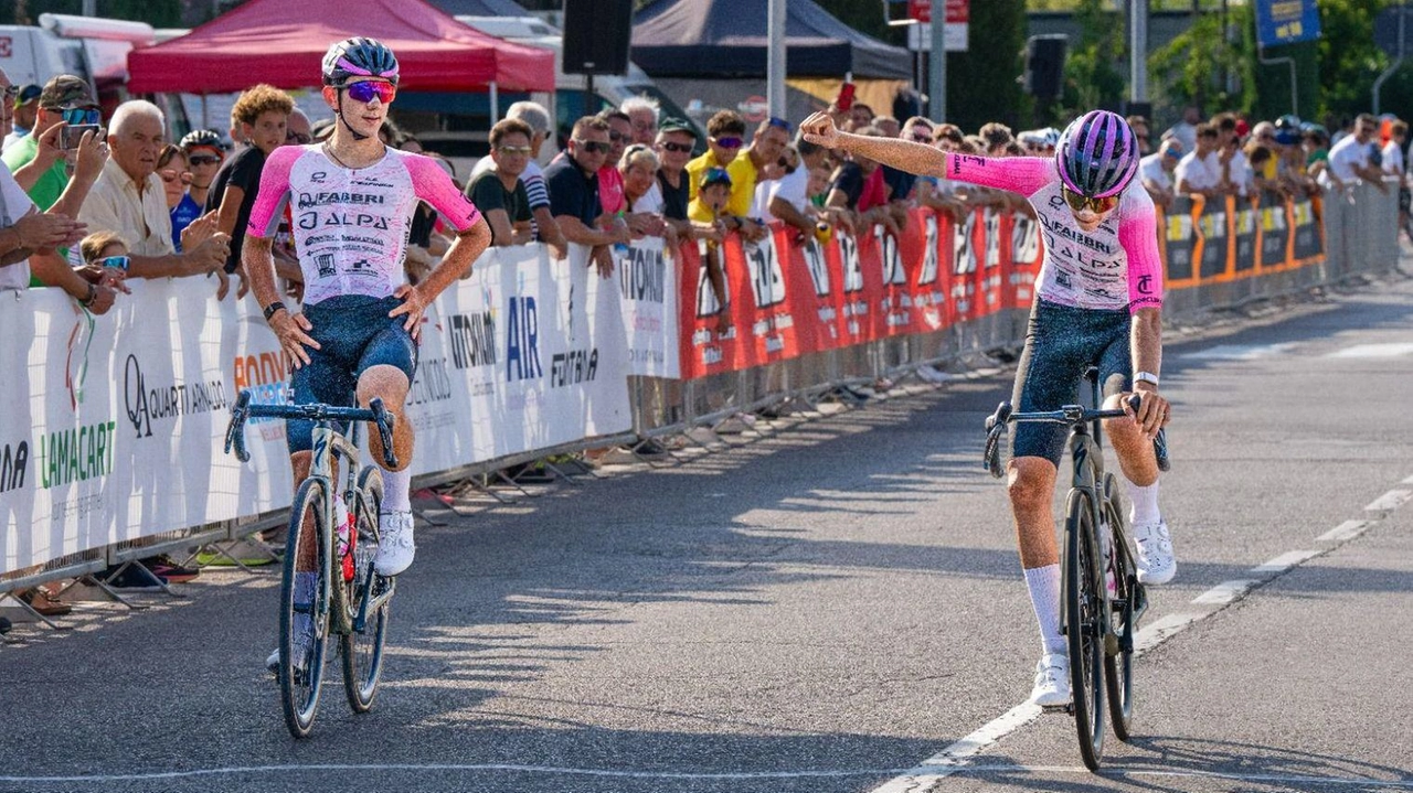 Il conto dei successi in casa. Iperfinish sale dunque a 19 . Nella top ten della gara veneta . anche Scappini (6°) e Luci (10°). . Il conto dei successi in casa. Iperfinish sale dunque a 19 . Nella top ten della gara veneta . anche Scappini (6°) e Luci (10°). .