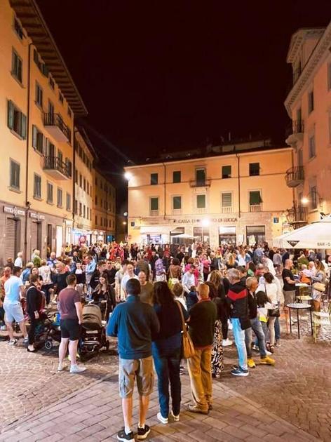 https://www.lanazione.it/image-service/view/acePublic/alias/contentid/YjU3NDY3YmYtYjk2Mi00/0/i-borghi-cantano-la-storia-weekend-di-festa-a-castelnuovo.jpeg?f=1.90:1&h=630