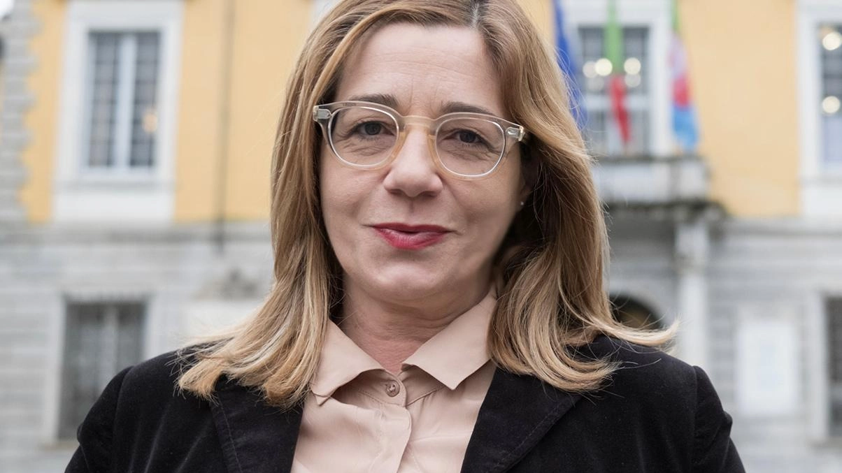 "La nostra cultura è variegata e contribuisce ad arricchire di fascino la città di Sarzana. Il capitale religioso e il... "La nostra cultura è variegata e contribuisce ad arricchire di fascino la città di Sarzana. Il capitale religioso e il...