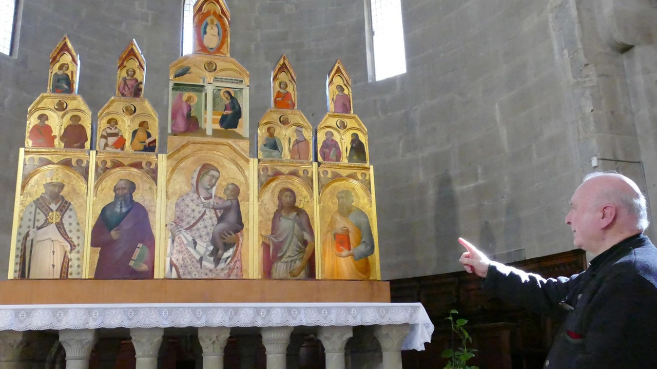 Don Alvaro Bardelli domani accoglierà il Polittico che torna in Pieve Don Alvaro Bardelli domani accoglierà il Polittico che torna in Pieve