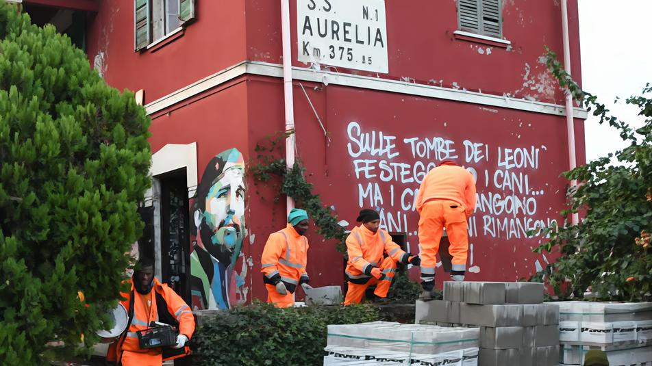 Casa Rossa, tutto fermo. Gli attivisti spingono per i ’Beni comuni’. Trattativa Anas Comune Casa Rossa, tutto fermo. Gli attivisti spingono per i ’Beni comuni’. Trattativa Anas Comune