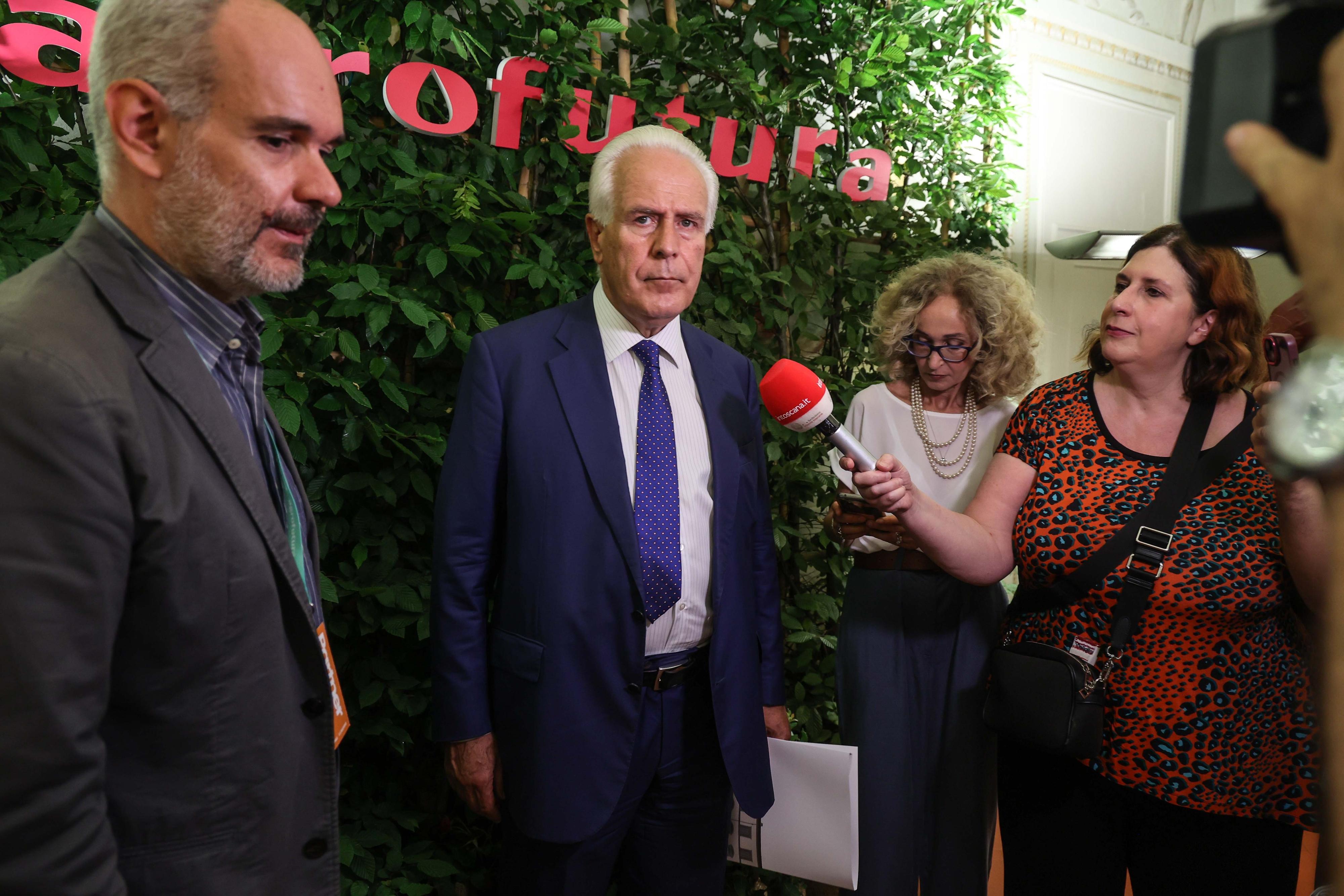 agrofutura politiche strategie e sostenibilit224 agricoltura e territorio la toscana in prima linea