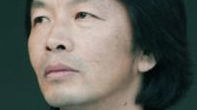 Il Festival Seta presenta Liu Zhenyun, autore cinese di successo, al Teatro del Convitto Cicognini. Un'occasione unica per scoprire la sua narrativa premiata e la sua visione della Cina contemporanea. Il Festival Seta presenta Liu Zhenyun, autore cinese di successo, al Teatro del Convitto Cicognini. Un'occasione unica per scoprire la sua narrativa premiata e la sua visione della Cina contemporanea.