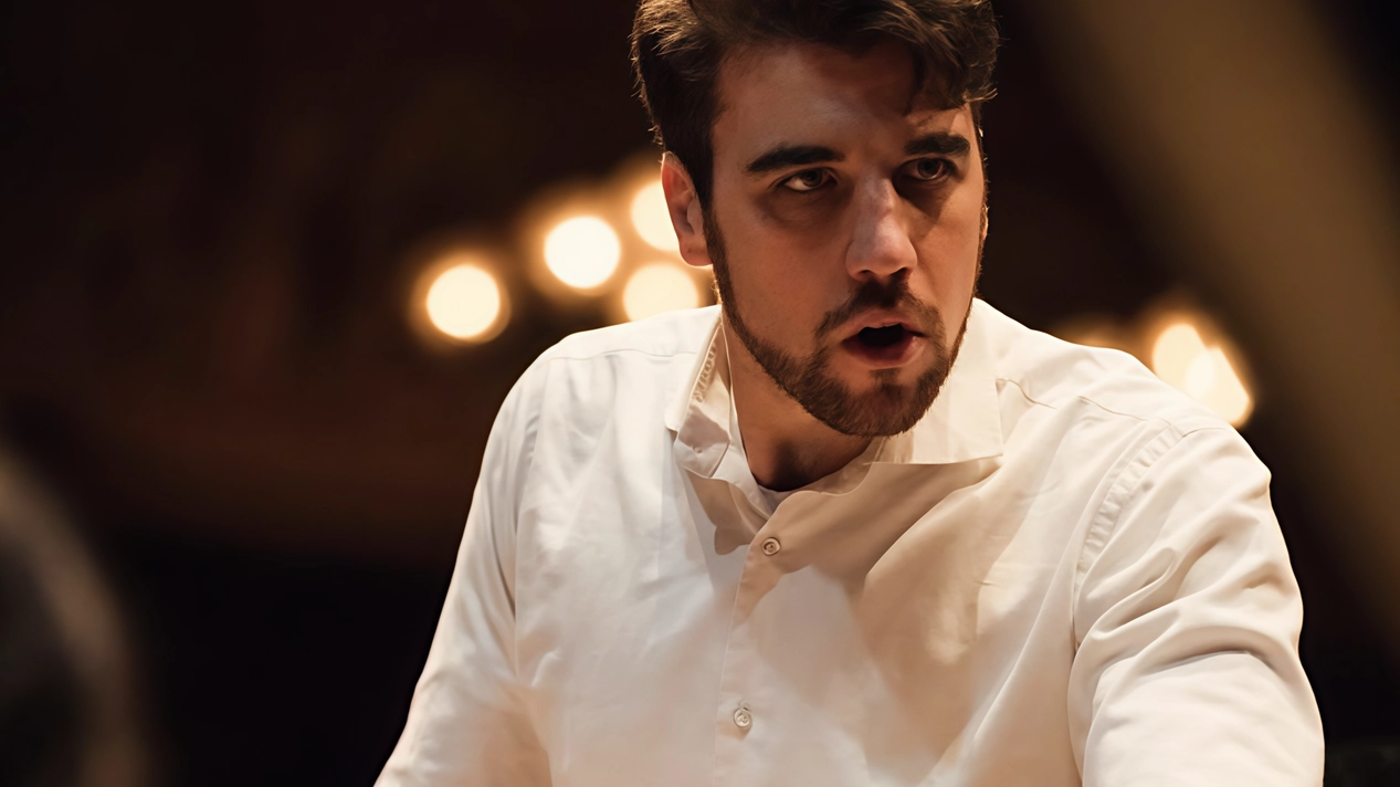 Pietro Mezzetti è maestro concertatore dello spettacolo “The Wam Game” sulla storia di Mozart, che andrà in scena domani. a Castelfiorentino Pietro Mezzetti è maestro concertatore dello spettacolo “The Wam Game” sulla storia di Mozart, che andrà in scena domani. a Castelfiorentino