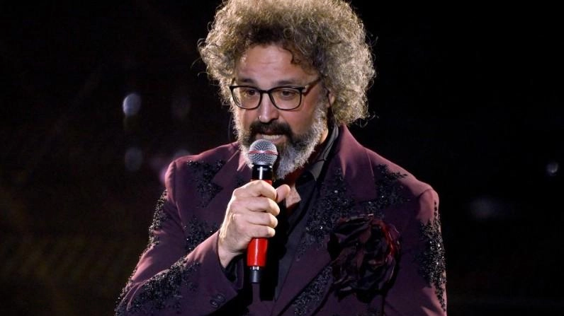 Simone Cristicchi si è classificato quinto al recente Festival di Sanremo con il brano «Quando sarai piccola» dedicato alla madre malata
