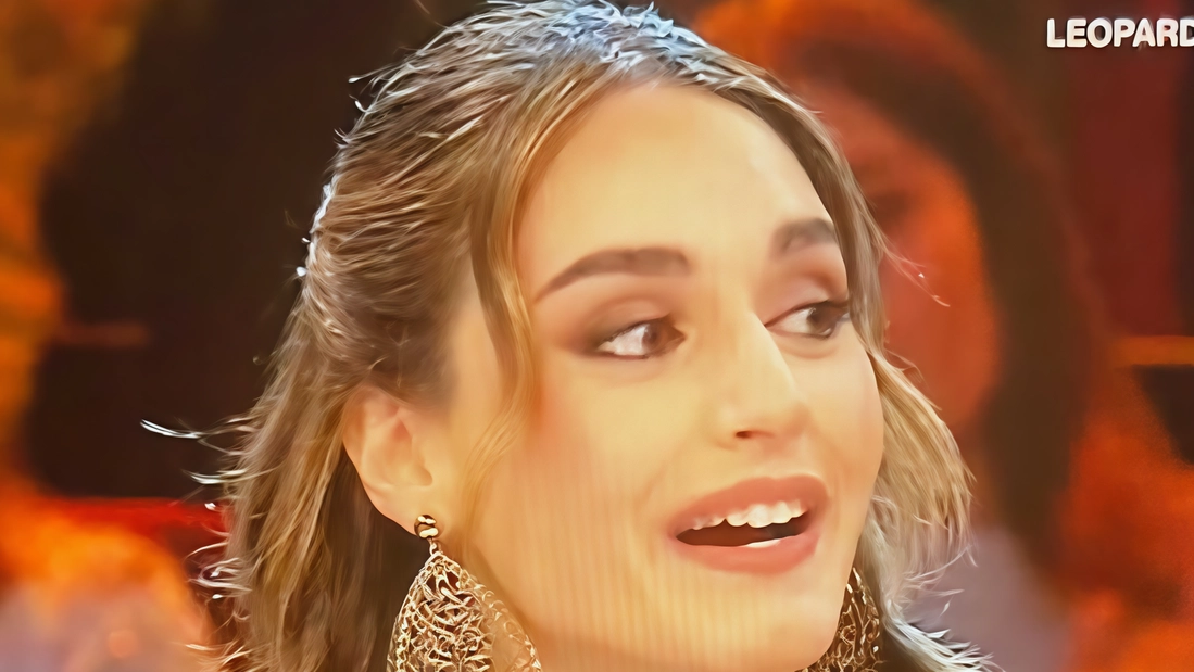 È Greta Morreale, 28 anni, geologa, la ‘pacchista’ che nella serata di martedì ha vinto 15.000 euro ad ‘Affari... È Greta Morreale, 28 anni, geologa, la ‘pacchista’ che nella serata di martedì ha vinto 15.000 euro ad ‘Affari...