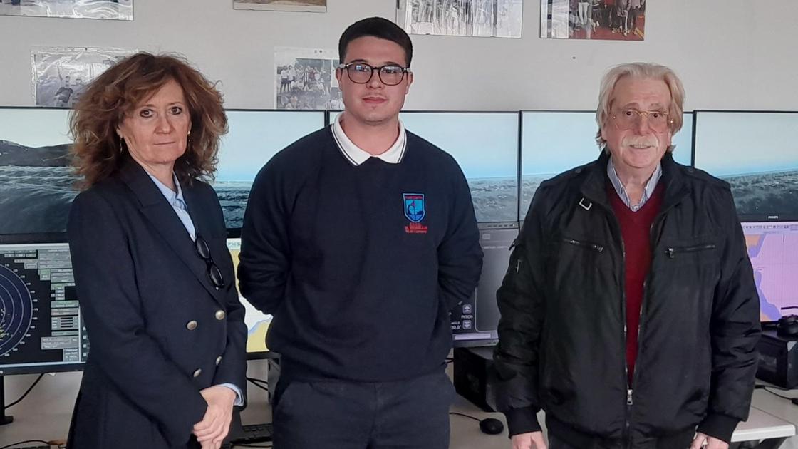 dal nautico a bordo della vespucci l occasione per andrea santucci