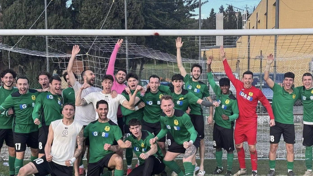 Un normale mercoledì di allenamento si è trasformato in una serata di grande festa. È successo alla Real Cerretese, capolista...