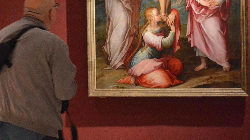 Aperta la mostra: è un viaggio avvincente tra i colori dell’artista. I disegni del Louvre, le grandi pale Aperta la mostra: è un viaggio avvincente tra i colori dell’artista. I disegni del Louvre, le grandi pale