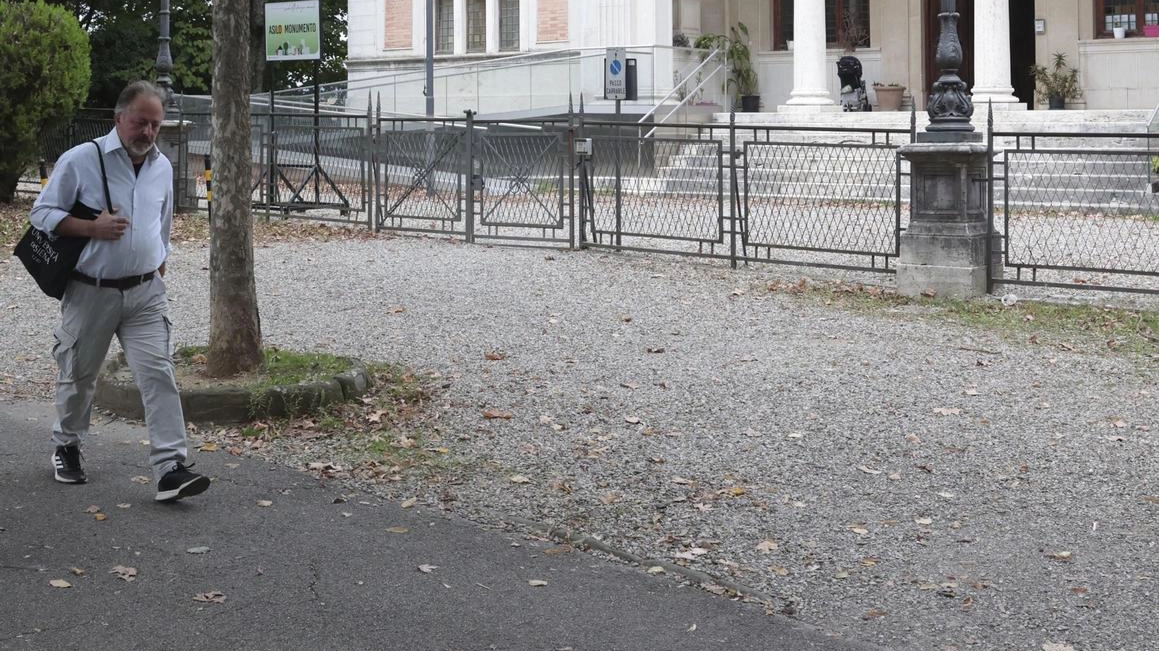 Porte aperte alle famiglie per iscrivere i figli in una delle strutture comunali Porte aperte alle famiglie per iscrivere i figli in una delle strutture comunali