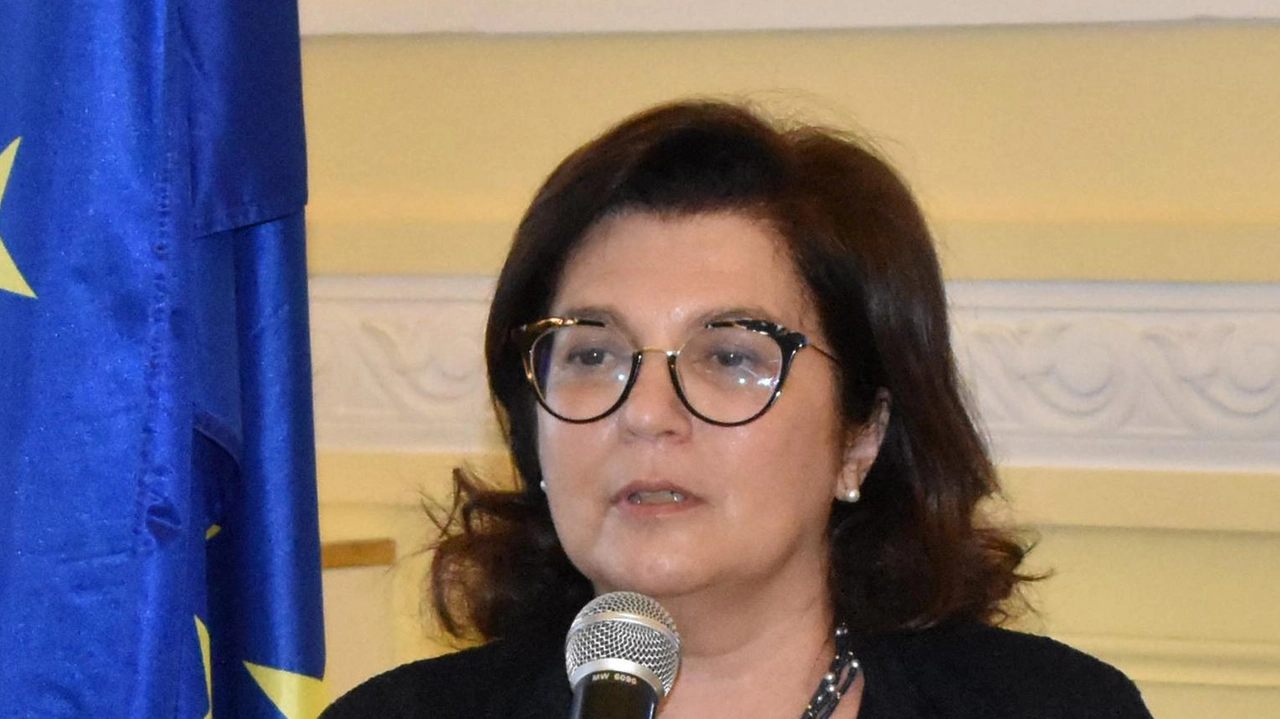 GROSSETO "Gli atti compiuti nei riguardi dei nostri finanzieri sono stati un gravissimo atto nei confronti dello Stato. Per questo l’operazione... GROSSETO "Gli atti compiuti nei riguardi dei nostri finanzieri sono stati un gravissimo atto nei confronti dello Stato. Per questo l’operazione...