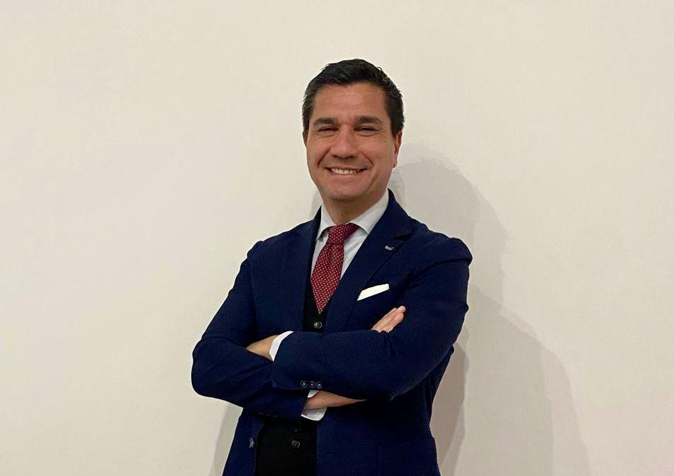 https://www.lanazione.it/image-service/view/acePublic/alias/contentid/YjZmMmQ1NWEtOTFkOS00/0/port-authority-di-pisa-nuovo-cambio-al-timone-il-manager-romano-benetti.jpeg