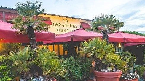 Anche quest’anno dovranno rimanere chiusi la notte i due varchi a mare adiacenti la Capannina per tutta l’estate al fine di evitare vandalismi Anche quest’anno dovranno rimanere chiusi la notte i due varchi a mare adiacenti la Capannina per tutta l’estate al fine di evitare vandalismi