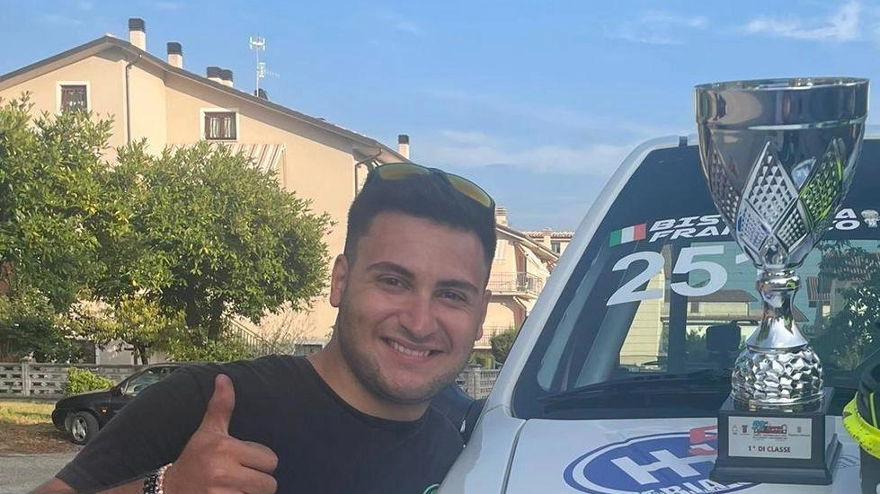 Francesco Bisceglia alza l'asticella: debutto nella Racing Start 2000 con Renault Clio