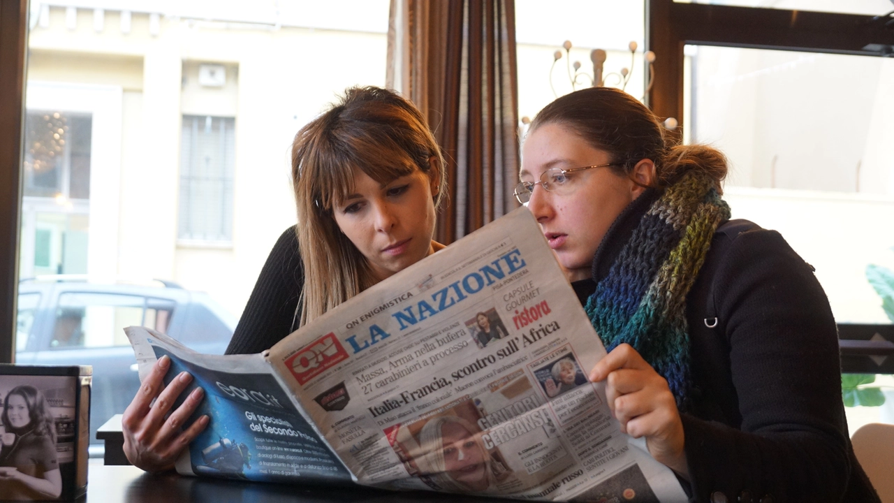 Giornale di carta ed edizione digitale sfogliabile su pc, tablet e smartphone: due modi di accesso alle notizie sempre più integrati