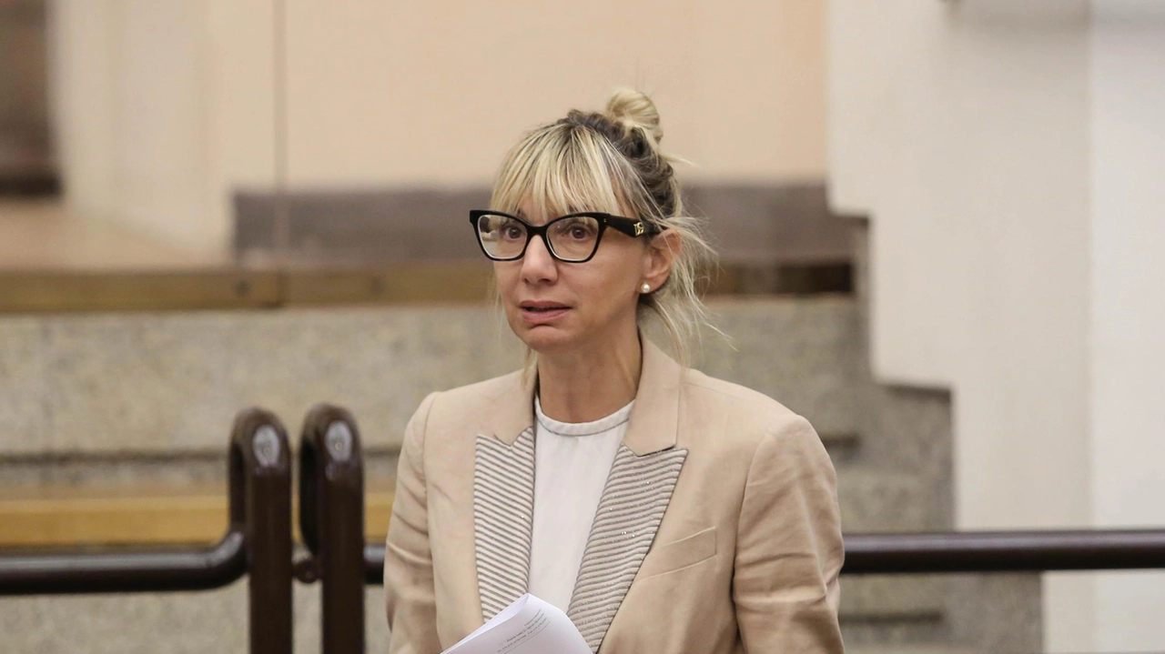 È iniziato negli uffici perugini dell’Afor (Agenzia forestale regionale) il ciclo di visite che Simona Meloni (foto), assessore alle Politiche... È iniziato negli uffici perugini dell’Afor (Agenzia forestale regionale) il ciclo di visite che Simona Meloni (foto), assessore alle Politiche...