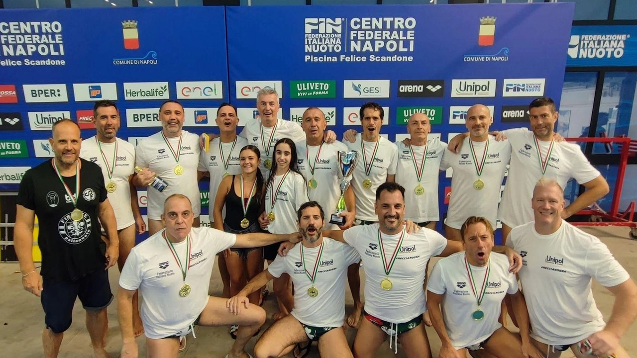 Sono due spezzini, uno in vasca e uno sulla panchina, i migliori d’Italia nella categoria master M40 di pallanuoto:...