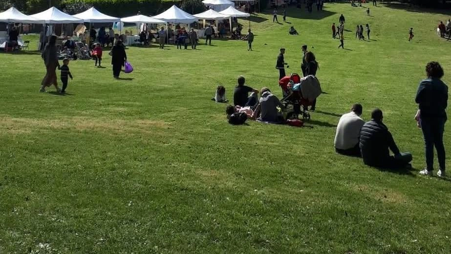 Un ponte lunghissimo fatto di fiere, incontri e festival, quello organizzato dal primo al 4 maggio a Lamporecchio per l’Open... Un ponte lunghissimo fatto di fiere, incontri e festival, quello organizzato dal primo al 4 maggio a Lamporecchio per l’Open...