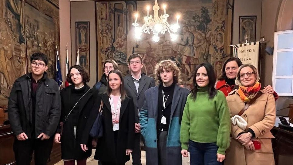 La presidente Carletti: "Il senso civico è interazione tra generazioni diverse" La presidente Carletti: "Il senso civico è interazione tra generazioni diverse"