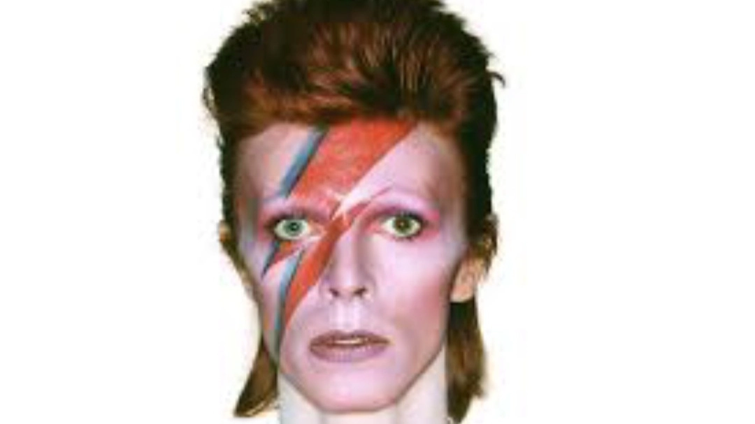 Pistoia, l’estate a tutta musica di Spazi Aperti parte con l’omaggio a David Bowie