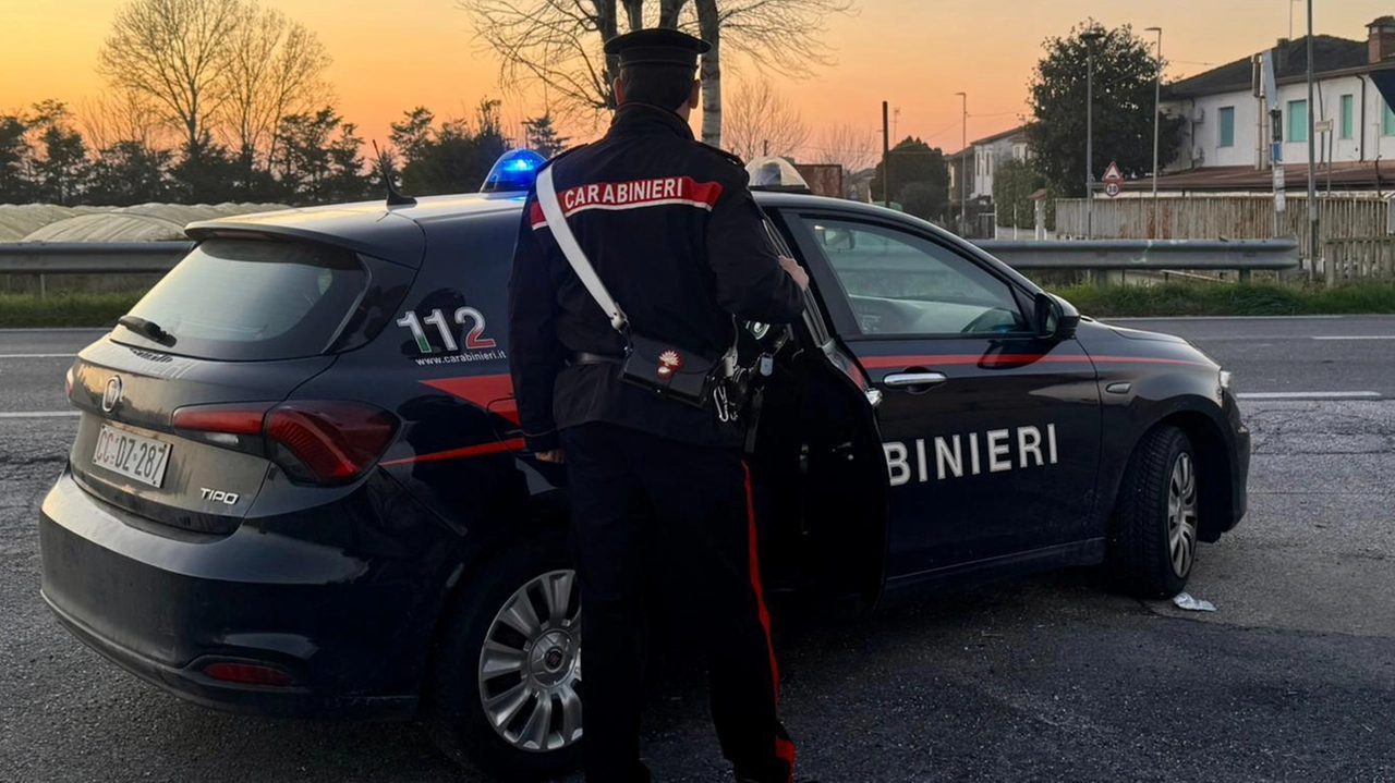 Indagini dei carabinieri Indagini dei carabinieri