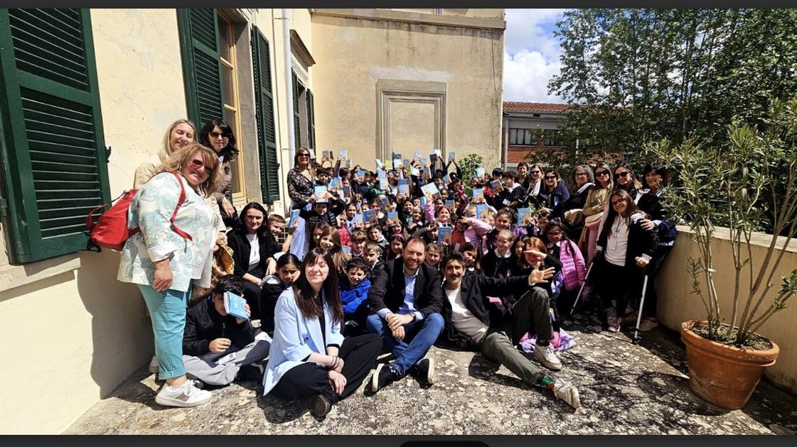 un incontro speciale con fabrizio biggio a foiano e pozzo i giovani studenti protagonisti di una mattinata tra risate libri e creatività da Lanazione.it un incontro speciale con fabrizio biggio a foiano e pozzo i giovani studenti protagonisti di una mattinata tra risate libri e creatività