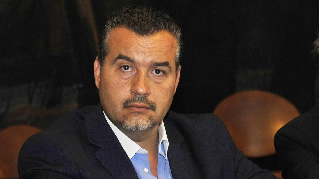 Un ulteriore passo avanti per l’avvio del cantiere del primo lotto relativo all’intervento di adeguamento dell’edificio che diventerà la nuova... Un ulteriore passo avanti per l’avvio del cantiere del primo lotto relativo all’intervento di adeguamento dell’edificio che diventerà la nuova...