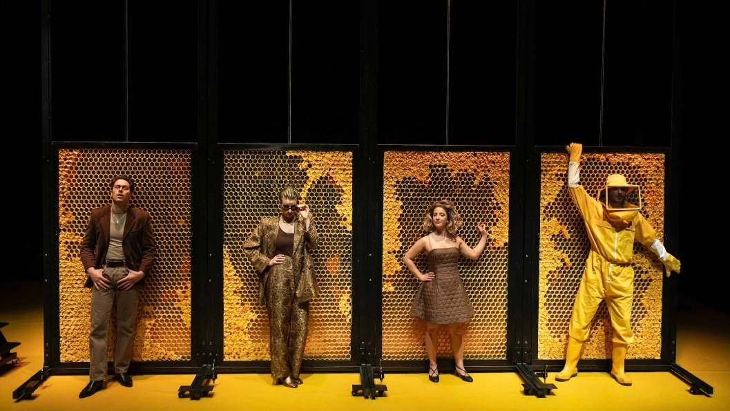 Firenze, in scena a teatro ‘Come diventare ricchi e famosi da un momento all’altro’ Firenze, in scena a teatro ‘Come diventare ricchi e famosi da un momento all’altro’