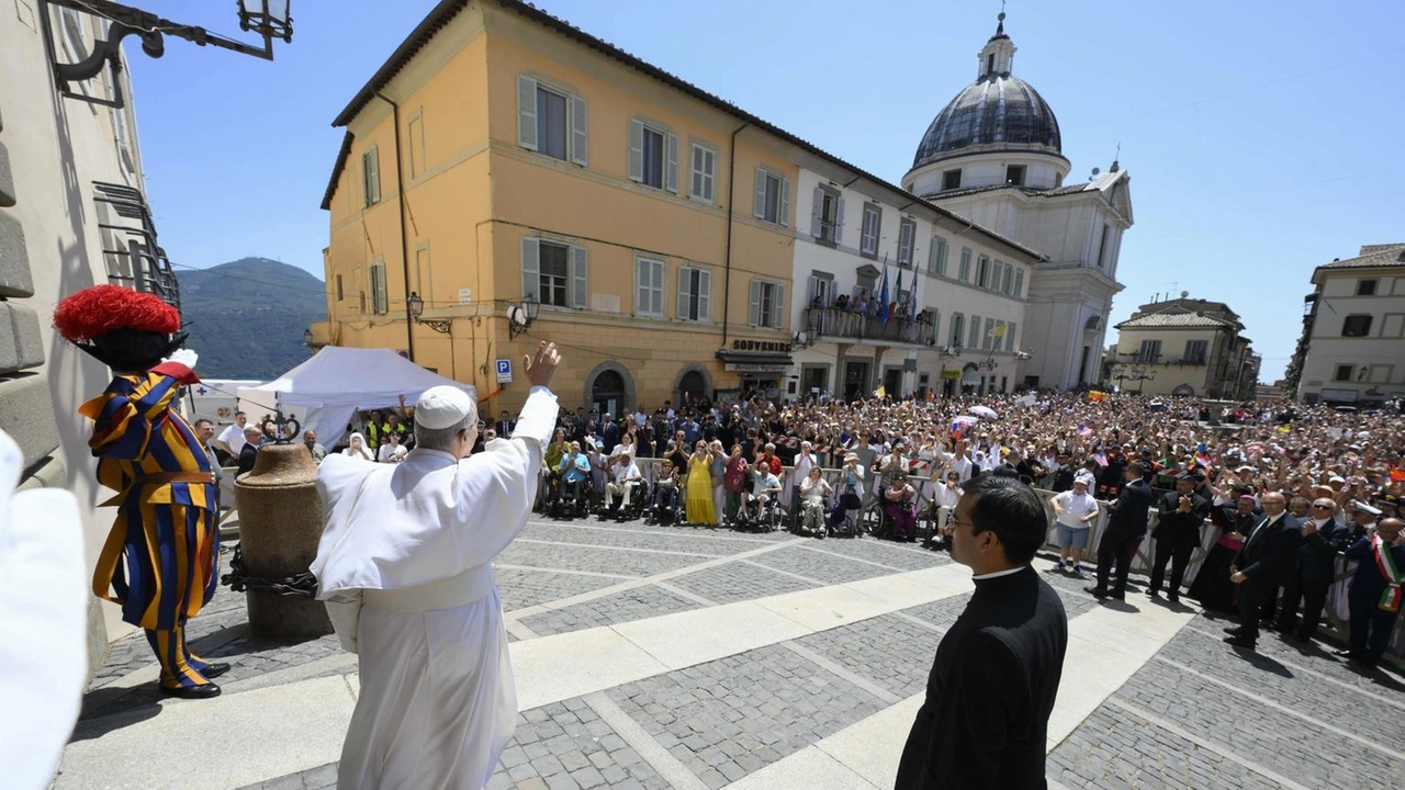 Lasciare le armi, insistere per la dignità di ogni essere umano Lasciare le armi, insistere per la dignità di ogni essere umano
