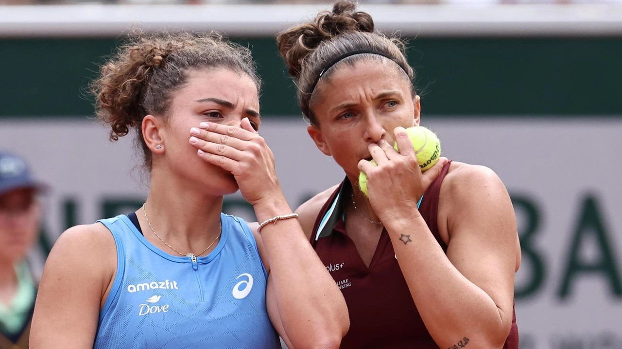 La coppia azzurra battuta in due set da Panova-Hanyu La coppia azzurra battuta in due set da Panova-Hanyu