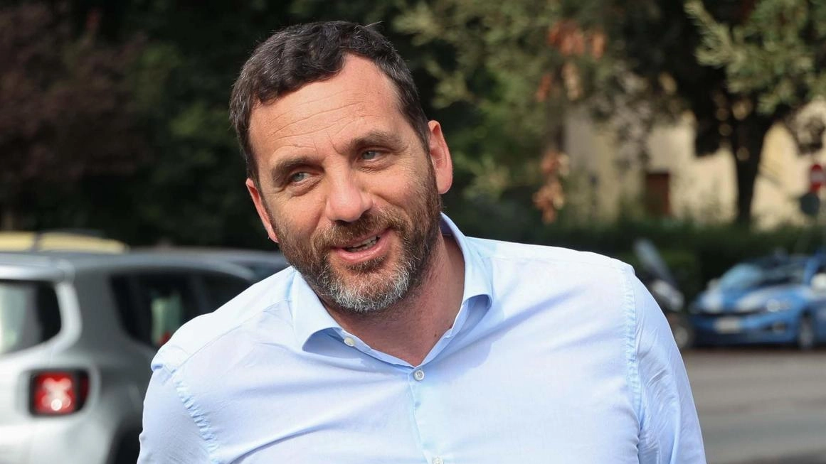 Le parole di Alessandro Tomasi, meloniano in corsa per governatore: "In lista nessun indagato o profili che possano minare l’attendibilità". Le parole di Alessandro Tomasi, meloniano in corsa per governatore: "In lista nessun indagato o profili che possano minare l’attendibilità".