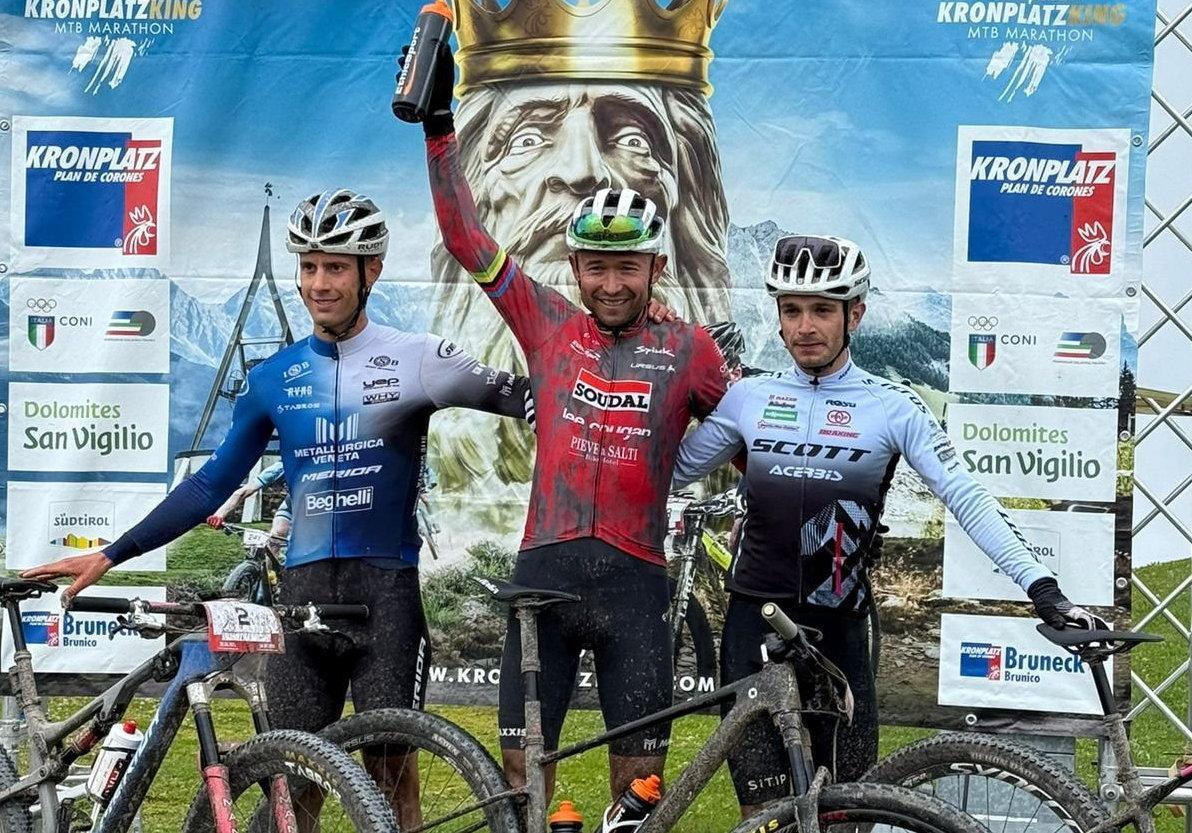 vittoria di leonardo paez 200 il re del plan de corones