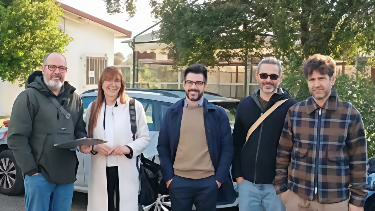 L'Amministrazione di Scarlino avvia i lavori di riqualificazione degli impianti sportivi di Scarlino Scalo grazie a finanziamenti regionali e comunali. Nuovi campi e servizi in arrivo entro maggio. L'Amministrazione di Scarlino avvia i lavori di riqualificazione degli impianti sportivi di Scarlino Scalo grazie a finanziamenti regionali e comunali. Nuovi campi e servizi in arrivo entro maggio.