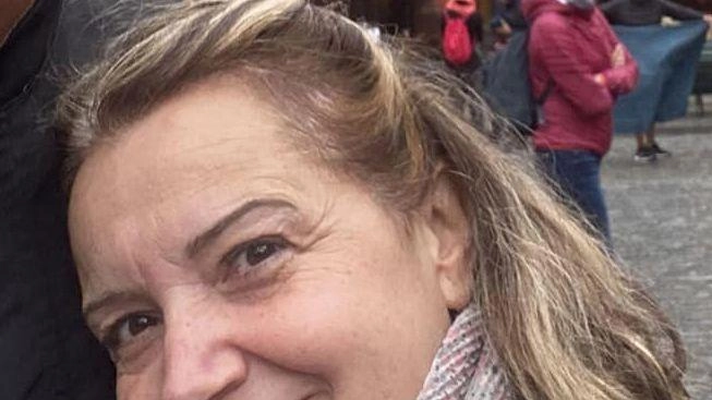 A Pistoia il lutto per la scomparsa di Martina Giovazzino, moglie del dottor Antonio Fusco. La comunità si stringe attorno alla famiglia in lutto. A Pistoia il lutto per la scomparsa di Martina Giovazzino, moglie del dottor Antonio Fusco. La comunità si stringe attorno alla famiglia in lutto.