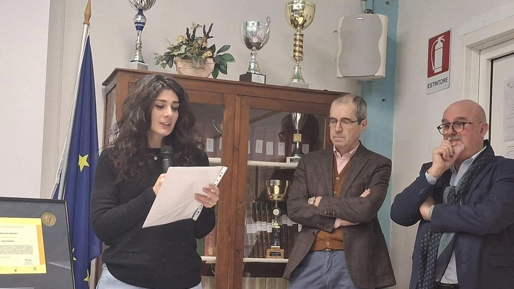 Si era diplomato col massimo dei voti nel 2006 all’Iti Marconi. In sua memoria è stata istituita e consegnata una borsa di studio. Si era diplomato col massimo dei voti nel 2006 all’Iti Marconi. In sua memoria è stata istituita e consegnata una borsa di studio.