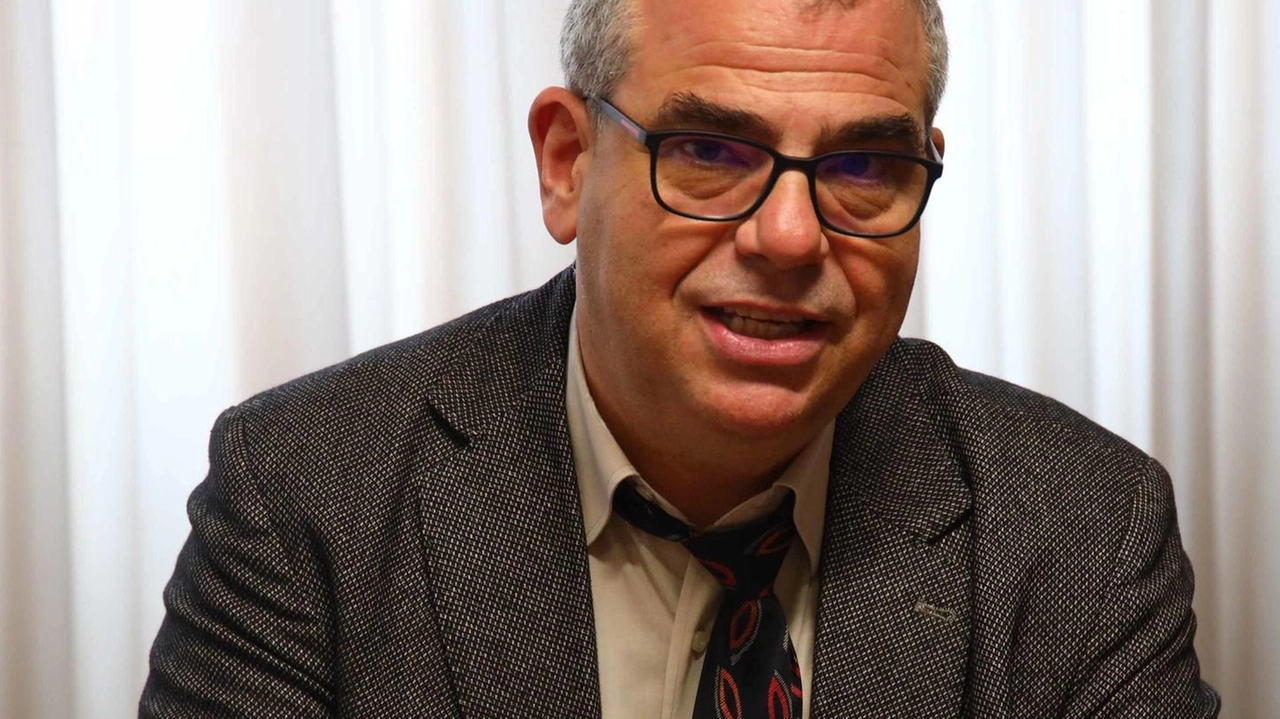 Lorenzo Nesi, assessore alla memoria del Comune di Montelupo Fiorentino, ha chiesto l’aiuto dei cittadini per ricostruire le vicende dei montelupini morti durante il primo conflitto mondiale Lorenzo Nesi, assessore alla memoria del Comune di Montelupo Fiorentino, ha chiesto l’aiuto dei cittadini per ricostruire le vicende dei montelupini morti durante il primo conflitto mondiale