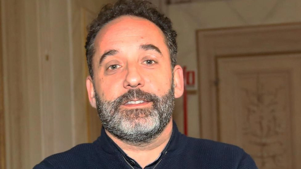 A Calenzano, preoccupazione di Cna e Confartigianato per gli aumenti della Tari. Chiedono uniformità nei Comuni della Piana e un piano rifiuti efficace. A Calenzano, preoccupazione di Cna e Confartigianato per gli aumenti della Tari. Chiedono uniformità nei Comuni della Piana e un piano rifiuti efficace.