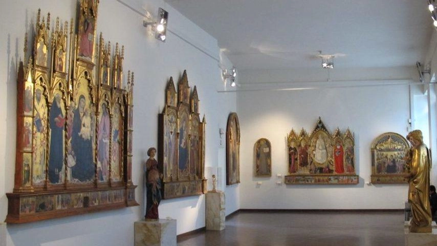 La Pinacoteca Nazionale propone visite guidate al capolavoro di Sano di Pietro, il ’Polittico dei Gesuati’, eccezionalmente ricostituito grazie al... La Pinacoteca Nazionale propone visite guidate al capolavoro di Sano di Pietro, il ’Polittico dei Gesuati’, eccezionalmente ricostituito grazie al...