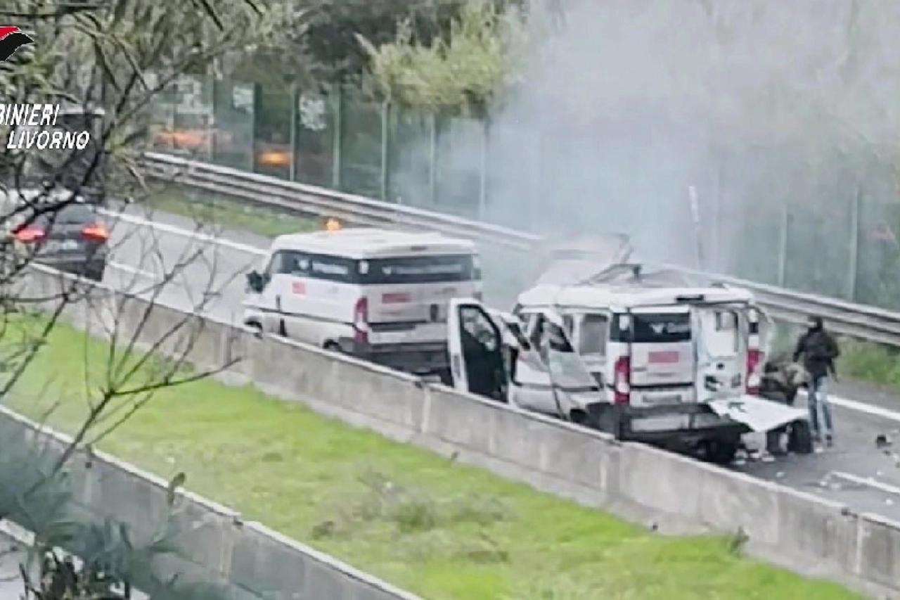 Assalto a portavalori, undici arresti, disarticolata banda